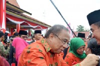 Presiden Apresiasi Zola Dengan Satya Lencana kebaktian Sosial